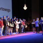 04.04.2022. Kielce. Gala na Podsumowanie Roku Sportowego 2021. Wyróżnienia wręcza Jarosław Karyś - przewodniczący Rady Miasta Kielce, Bogdan Wenta - prezydent Kielc / Wiktor Taszłow / Radio Kielce