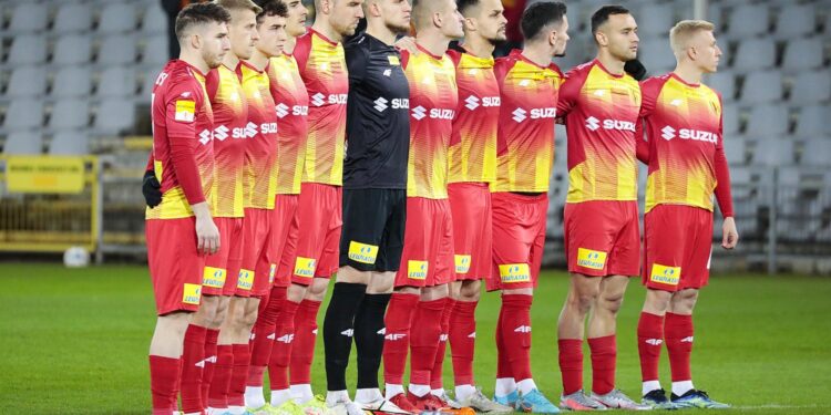 05.04.2022. Kielce. Mecz 25. kolejki Fortuna 1 Ligi, Korona Kielce - Podbeskidzie Bielsko-Biała / Wiktor Taszłow / Radio Kielce