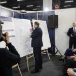 06.04.2022. Kielce. Targi Kielce. Podpisanie umowy dotyczącej powstania Klastra Metrologicznego / Wiktor Taszłow / Radio Kielce