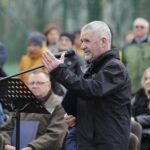 08.04.2022. Kielce. Ślubowanie klas mundurowych w Zespole Szkół Mechanicznych. Na zdjęciu: Kazimierz Mądzik - świętokrzyski kurator oświaty / Wiktor Taszłow / Radio Kielce