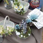 08.04.2022. Kielce. Galeria Korona. Kiermasz kieleckiego "Plastyka" z którego dochód pomoże mieszkańcom Ukrainy / Wiktor Taszłow / Radio Kielce