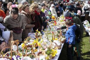 16.04.2022. Ciekoty. Poświęcenie pokarmów na Żeromszczyźnie / Wiktor Taszłow / Radio Kielce