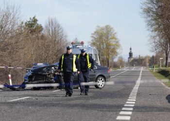 17.04.2022. Lisów. Wypadek na drodze krajowej nr 73 / Wiktor Taszłow / Radio Kielce