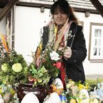 10.04.2022 Kielce. Kiermasz wielkanocny przed Dworkiem Laszczyków / Jarosław Kubalski / Radio Kielce