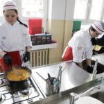 05.04.2022 Kielce. Zespół Szkół Przemysłu Spożywczego. Konkurs kulinarny dla uczniów / Jarosław Kubalski / Radio Kielce