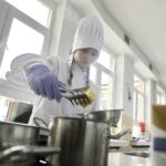 05.04.2022 Kielce. Zespół Szkół Przemysłu Spożywczego. Konkurs kulinarny dla uczniów / Jarosław Kubalski / Radio Kielce