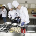 05.04.2022 Kielce. Zespół Szkół Przemysłu Spożywczego. Konkurs kulinarny dla uczniów / Jarosław Kubalski / Radio Kielce