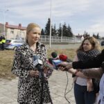 07.04.2022 Kielce. Policja i WORD promują nowe pasy dla dzieci - tzw. Smart KID Belt. Na zdjęciu: dyrektor WORD Agnieszka Kuś / Jarosław Kubalski / Radio Kielce