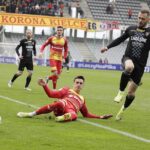 09.04.2022 Kielce. Piłka nożna I Liga. Mecz Korona Kielce - Zagłębie Sosnowiec / Jarosław Kubalski / Radio Kielce