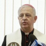 11.04.2022 Kielce. ŚUW. Spotkanie wielkanocne u wojewody. Na zdjęciu biskup Jan Piotrowski / Jarosław Kubalski / Radio Kielce