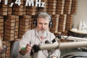 29.04.2022. Kielce. Sportowa Debata Radia Kielce. Na zdjęciu: Marek Cender - Radio Kielce / Jarosław Kubalski / Radio Kielce