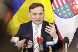 04.04.2022 Kielce. Minister sprawiedliwości Zbigniew Ziobro podczas konferencji prasowej / Jarosław Kubalski / Radio Kielce