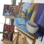 05.04.2022 Kielce. Zespół Państwowych Szkół Plastycznych. Uczniowie przygotowują prace na kiermasz charytatywny / Jarosław Kubalski / Radio Kielce