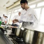 05.04.2022 Kielce. Zespół Szkół Przemysłu Spożywczego. Konkurs kulinarny dla uczniów / Jarosław Kubalski / Radio Kielce