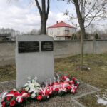 03.04.2022. Nowy Korczyn. 82. rocznica zbrodni katyńskiej i 12. rocznica katastrofy lotniczej pod Smoleńskiem / Marta Gajda-Kruk / Radio Kielce