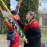 10.04.2022. Kunów. Barwny korowód z palmami wielkanocnymi / Marta Gajda-Kruk / Radio Kielce