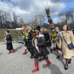 10.04.2022. Kunów. Barwny korowód z palmami wielkanocnymi / Marta Gajda-Kruk / Radio Kielce