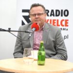 10.04.2022. Kielce. Studio Polityczne Radia Kielce. Na zdjęciu: Andrzej Szejna - Nowa Lewica / Sebastian Kalwat / Radio Kielce