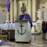 09.04.2022. Ostrowiec Świętokrzyski. Upamiętnienie ofiar katastrofy smoleńskiej / Emilia Sitarska / Radio Kielce