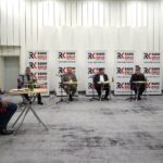 10.04.2022. Kielce. Studio Polityczne Radia Kielce. Na zdjęciu (od lewej): Radosław Podsiadły - Radio Kielce, Tomasz Pleban - PiS, Andrzej Szejna -  Nowa Lewica, Michał Skotnicki - PSL, Łukasz Wasilewski - Konfederacja Ruch Narodowy, Wiktor Pytlak - PO / Sebastian Kalwat / Radio Kielce