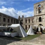 10.04.2022. Ujazd, zamek Krzyżtopór. Jarmark Wielkanocny / Emilia Sitarska / Radio Kielce