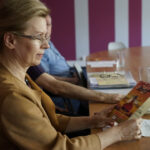 10.05.2022. Radio Kielce. Obrady jury konkursu dla twórców i artystów ludowych „Jawor u źródeł kultury”. Na zdjęciu: Aneta Oborny - dyrektor Muzeum Ludowych Instrumentów Muzycznych w Szydłowcu