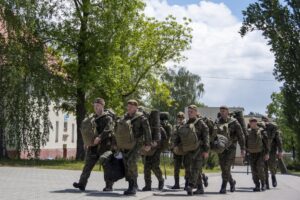 28.05.2022. Kielce. Wcielenie ochotników do WOT / ppor. Daniel Woś / 10. Świętokrzyska Brygada Obrony Terytorialnej