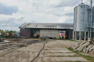 13.05.2022. Jeżów. Pożar / Ratownictwo Powiatu Ostrowieckiego