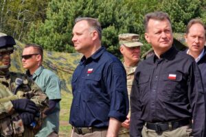 Na zdjęciu (od lewej): Andrzej Duda - prezydent RP i Mariusz Błaszczak - minister obrony narodowej / Paweł Wądołowski / Radio Białystok