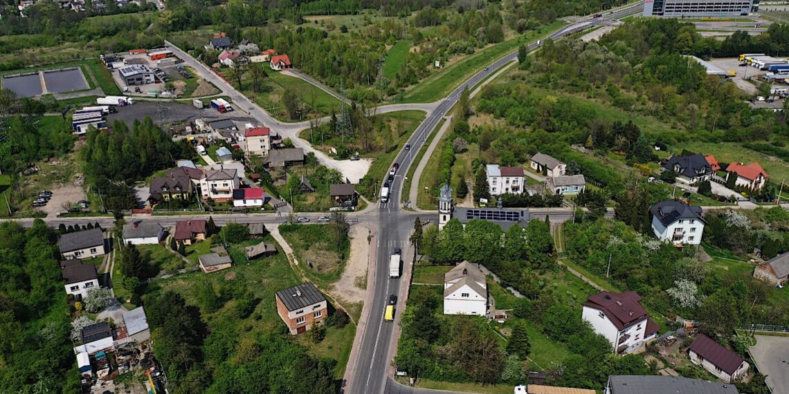 11.05.2022. Kielce. Skrzyżowanie ulic Batalionów Chłopskich, Malików i Wystawowej / Fot. Jarosław Kubalski - Radio Kielce