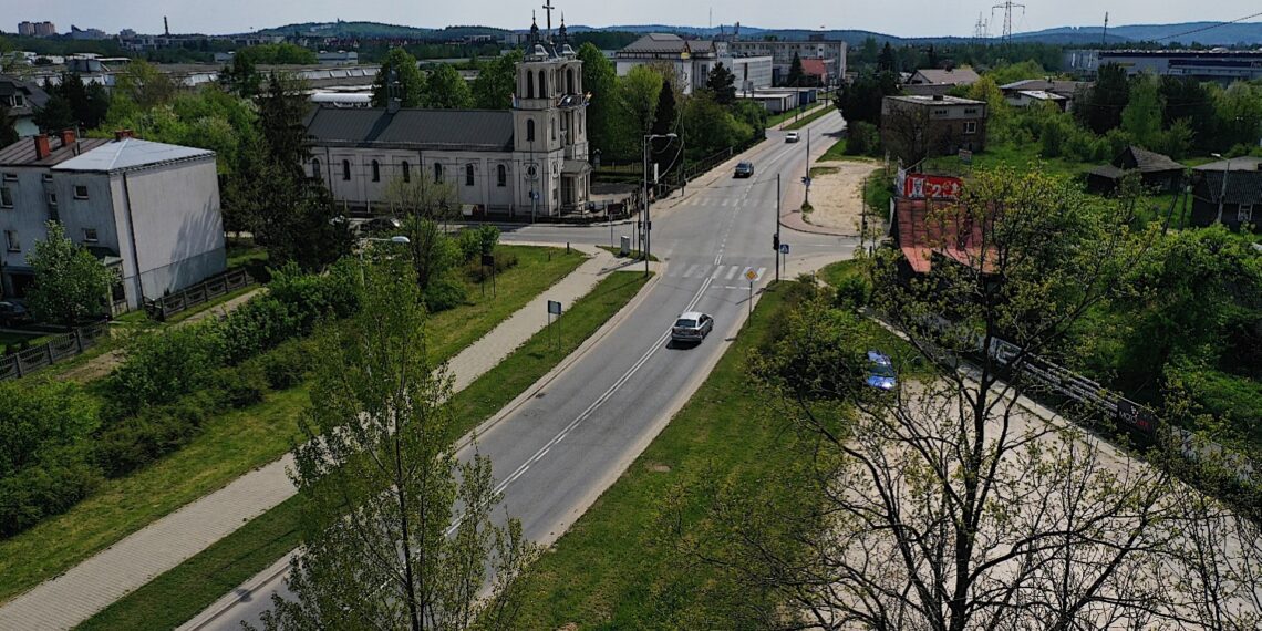 11.05.2022. Kielce. Skrzyżowanie ulic Batalionów Chłopskich, Malików i Wystawowej / Fot. Jarosław Kubalski - Radio Kielce