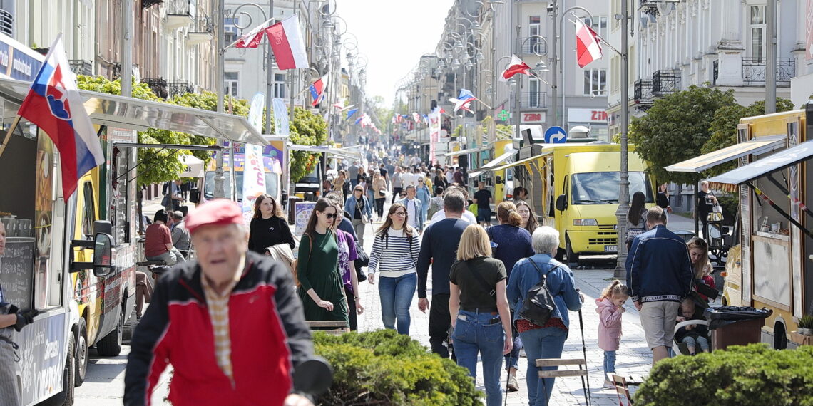 06.05.2022. Kielce. Street Food Polska Festival / Fot. Wiktor Taszłow - Radio Kielce