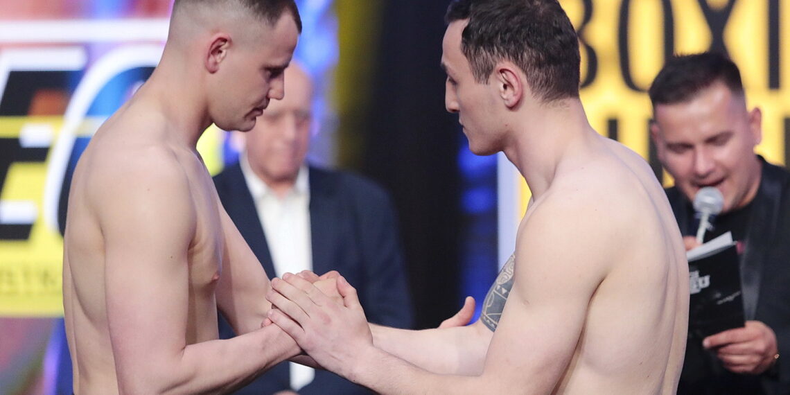 12.05.2022. Targi Kielce. Ceremonia ważenia przed galą Suzuki Boxing Night XV / Fot. Wiktor Taszłow - Radio Kielce