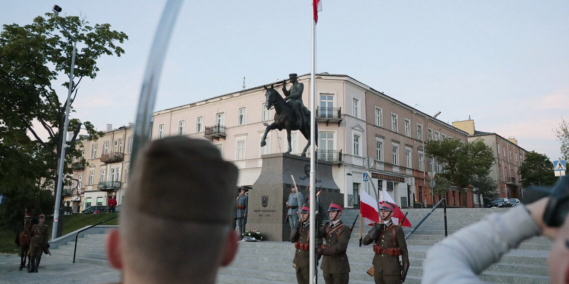 12.05.2022. Kielce. Uroczystości w związane z 87. rocznicą śmierci Józefa Piłsudskiego /  Fot. Wiktor Taszłow - Radio Kielce