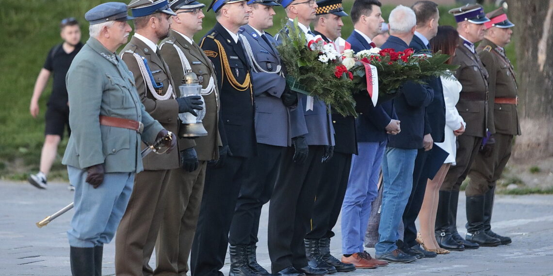 12.05.2022. Kielce. Uroczystości w związane z 87. rocznicą śmierci Józefa Piłsudskiego /  Fot. Wiktor Taszłow - Radio Kielce