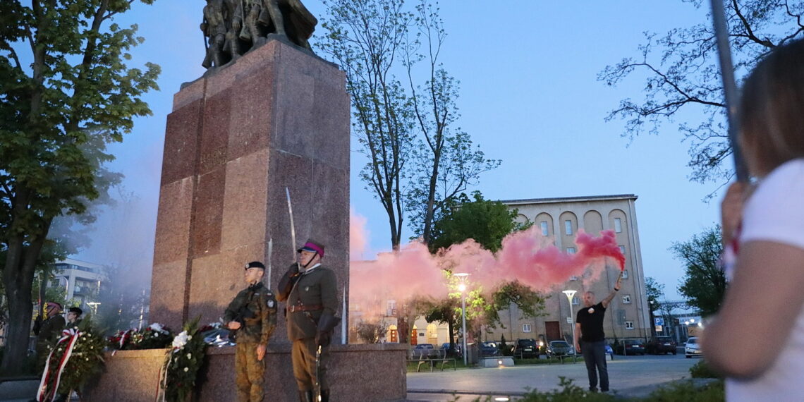 12.05.2022. Kielce. Uroczystości w związane z 87. rocznicą śmierci Józefa Piłsudskiego / Fot. Wiktor Taszłow - Radio Kielce