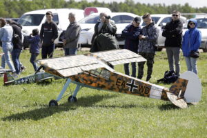 Kowala. Piknik modelarski - Radio Kielce