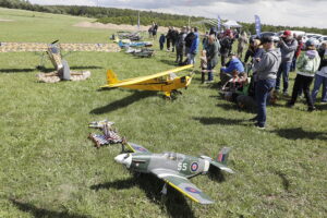 Kowala. Piknik modelarski - Radio Kielce