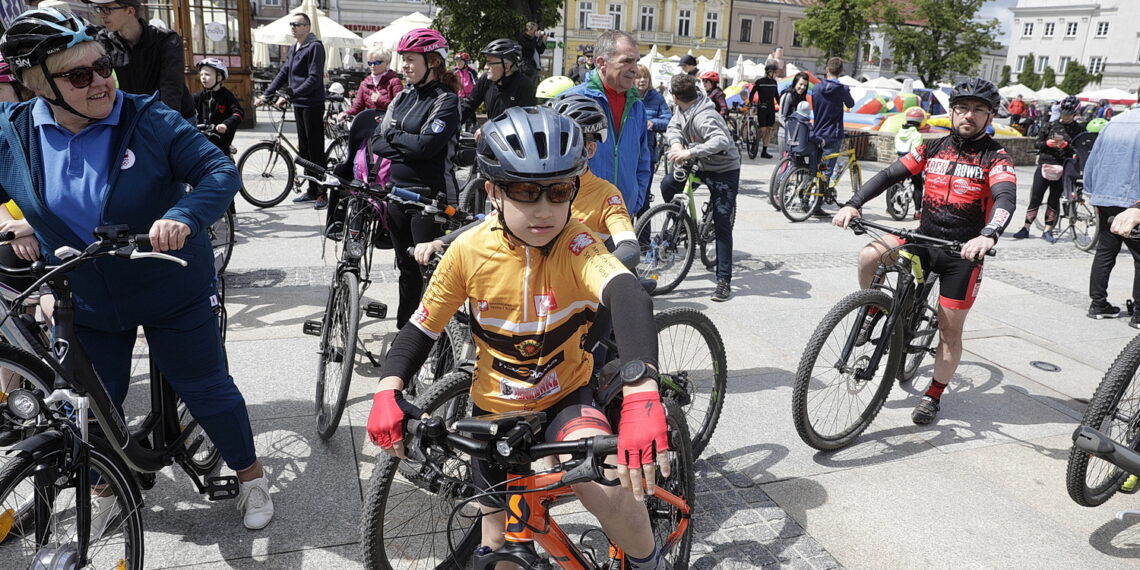 29.05.2022 Kielce. Rynek.  I Świętokrzyski Dzień Roweru