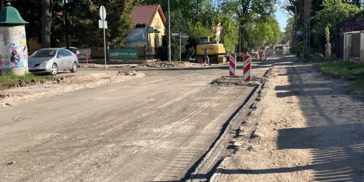 19.05.2022. Suchedniów. Przebudowa drogi wojewódzkiej nr 751 / Paulina Michta / Radio Kielce