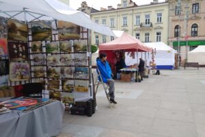 27.05.2022. Kielce. Budzenie ulicy Sienkiewicza / Bartosz Bogucki / Radio Kielce