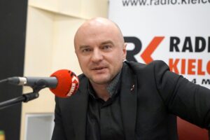 29.05.2022. Kielce. Studio Polityczne Radia Kielce. Na zdjęciu: Rafał Nowak - PiS / Kamil Król / Radio Kielce
