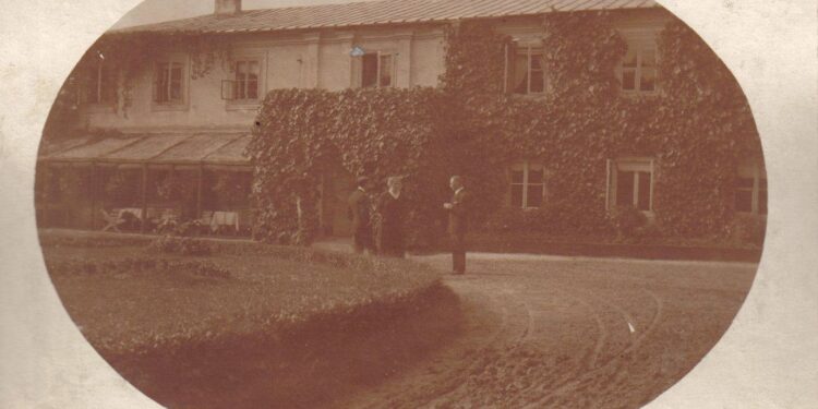 11.07.1925. Czaryż. Dwór / Zbiory  Barbary Gołajewskiej-Chudzikiewicz