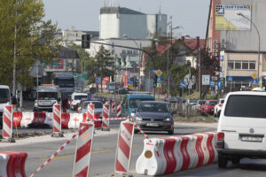 Trwa remont alei Solidarności. Jedna jezdnia zamknięta [ZDJĘCIA, WIDEO] - Radio Kielce