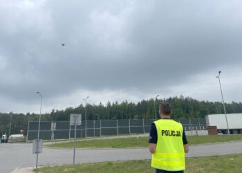 Policyjna akcja „Bezpieczeństwo z powietrza” / Monika Miller / Radio Kielce