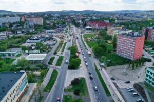 09.05.2022. Kielce. Skrzyżowanie alei Solidarności i alei Tysiąclecia Państwa Polskiego / Jarosław Kubalski / Radio Kielce