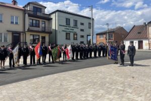 Koprzywnica. Jubileusz 110-lecia Ochotniczej Straży Pożarnej w Koprzywnicy / Grażyna Szlęzak-Wójcik / Radio Kielce