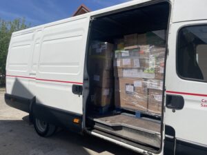 20.05.2022. Sandomierz. Transport pomocy humanitarnej przygotowany przez Caritas Diecezji Sandomierskiej / Grażyna Szlęzak-Wójcik / Radio Kielce