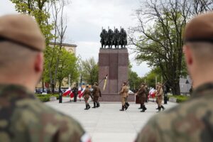 09.05.2022. Kielce. Uroczystości 77. rocznicy zakończenia II wojny światowej / Wiktor Taszłow / Radio Kielce