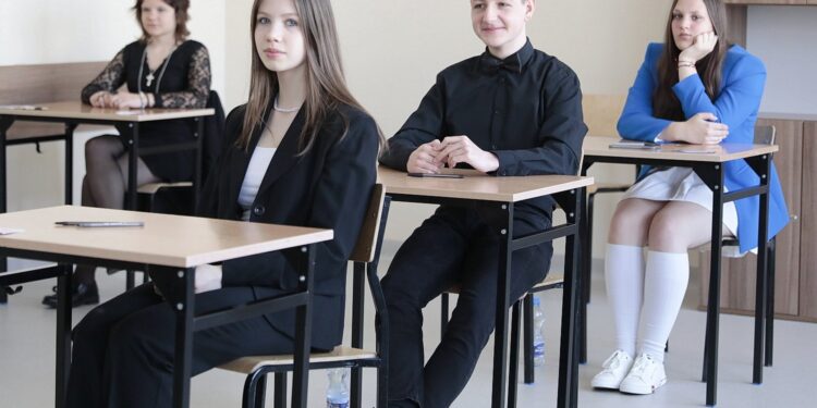Egzaminem z języka polskiego rozpoczął się trzydniowy egzamin ósmoklasisty